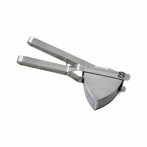 Professional St/st potato ricer with lever